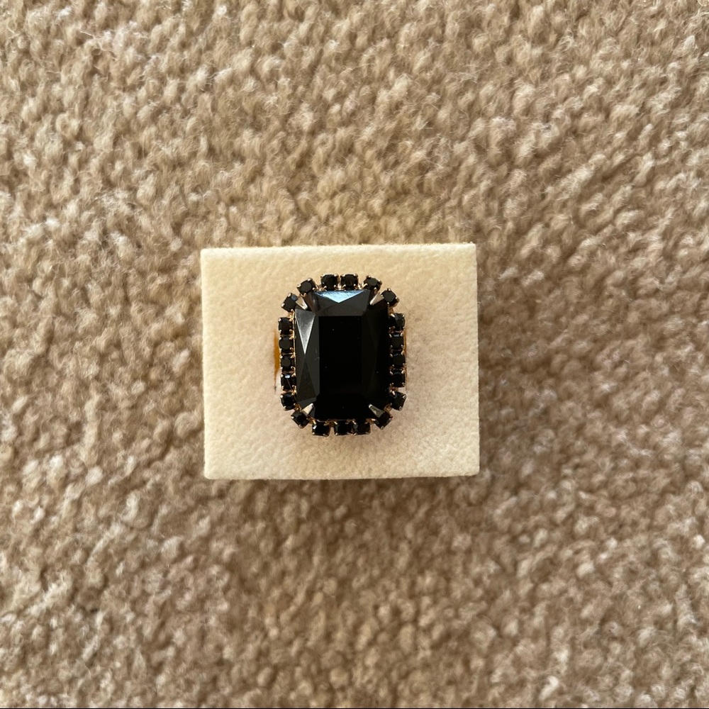 Black gold ring